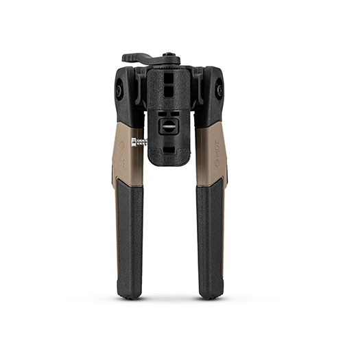 L'ORYX Bipod offre rigidità e stabilità grazie al suo design ergonomico e alla facilità d'uso con una mano, mentre le sue gambe in polimero garantiscono trazione su ogni superficie.